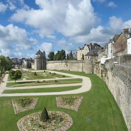 Studio Bis 32M2 Au Calme Situe Au Centre De Vannes Kültér fotó